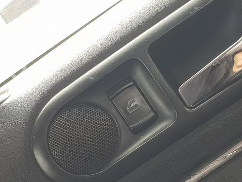 Used Right rear window switch Right rear window switch VW PASSAT B5 (3B2) 1.9 TDI (110 hp) 9251243 9251243