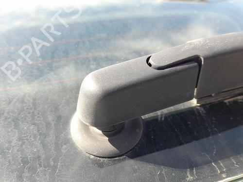 Used Rear wiper motor Rear wiper motor DACIA SANDERO III 1.0 TCe 90 (91 hp) 35727395 35727395