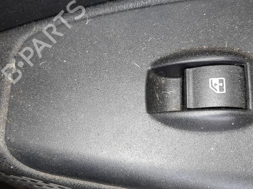 Pulsantiera anteriore destra Pulsantiera anteriore destra FIAT DOBLO Cargo (263_) 1.6 D Multijet (263WXD1B, 263WXR1B, 263WXX1B, 263ZXD1B,... (105 hp) 36022755 36022755