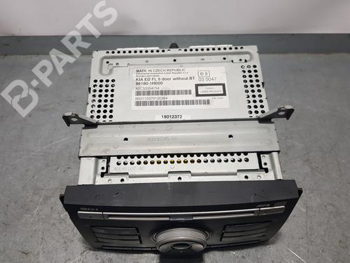 Radio KIA CEE'D Hatchback (ED)  | BP9048359E6 