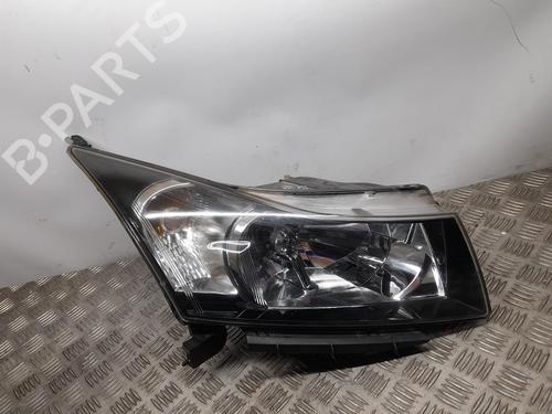 Faro derecho CHEVROLET CRUZE (J300) 2.0 CDI (150 hp) 9680009