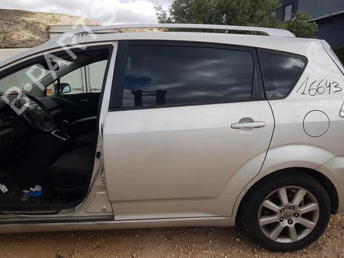 Used Left rear door TOYOTA COROLLA Verso (ZER_, ZZE12_, R1_) 2.2 D-4D (AUR10_, AUR10R) (136 hp) 26182239