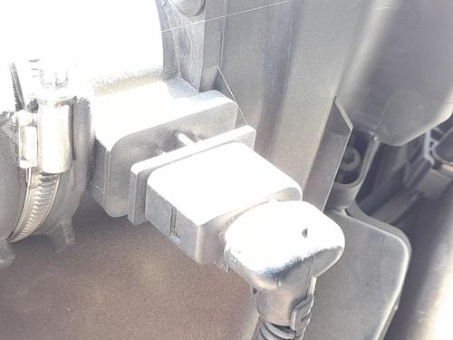 Used Mass air flow sensor Mass air flow sensor AUDI Q5 (8RB) 2.0 TDI quattro (170 hp) 36302805 36302805