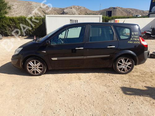 Brugte RENAULT GRAND SCÉNIC II (JM0/1_) 1.9 dCi (JM14) (131 hp) 3501691