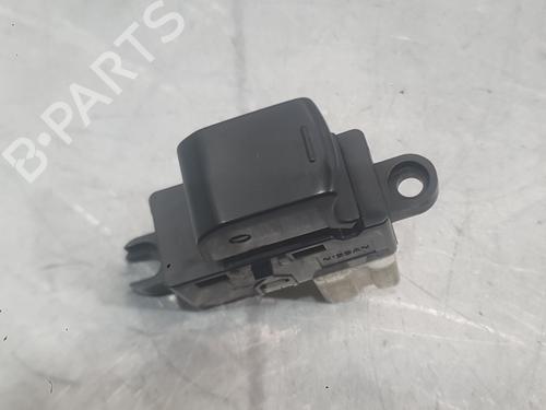 Used Right front window switch Right front window switch 39563852 39563852
