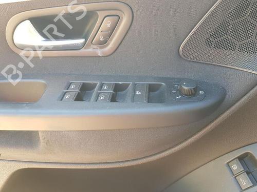 Used Left front window switch VW EOS (1F7, 1F8) 2.0 TFSI (200 hp) 29371465