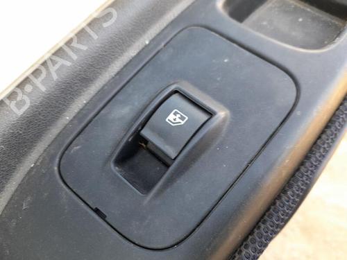 Used Right front window switch FIAT QUBO (225_) 1.3 D Multijet (225CXB1A, 225AXB1A, 225CXB11, 225AXB11,... (75 hp) 29399991