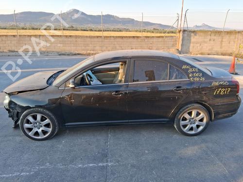 Brugte TOYOTA AVENSIS Saloon (_T25_) 2.0 VVTi (AZT250_) 4790156
