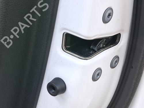 front-right-lock-toyota-yaris-_p21_-_pa1_-_ph1_-2020-38801287 main image