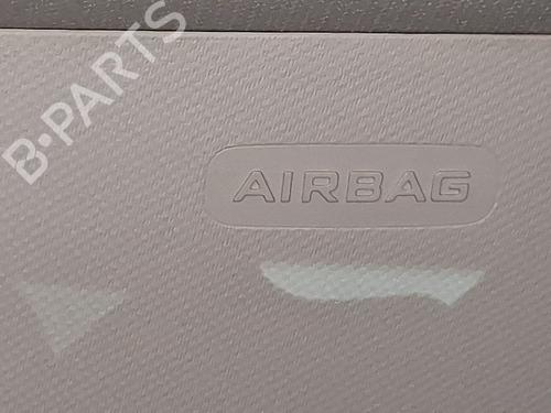 right-curtain-airbag-renault-megane-iv-hatchback-b9amn_-2015-39268241 main image