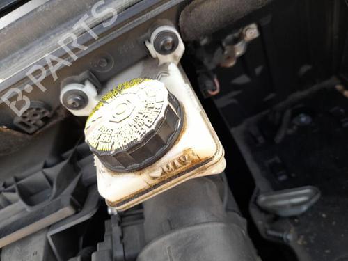 Used Brake master cylinder PEUGEOT 308 I (4A_, 4C_) 1.6 HDi (109 hp) 28293996