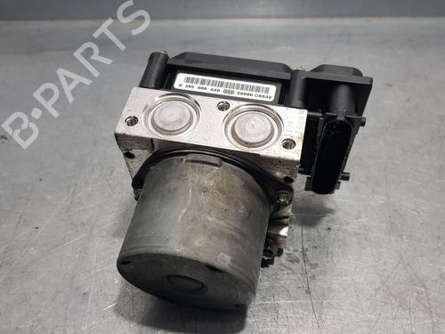 Used ABS pump RENAULT MEGANE II (BM0/1_, CM0/1_) [2001-2012]  7105041