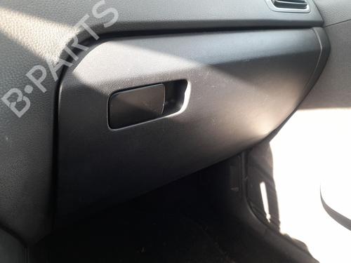 Vano posta oggetti VW POLO V (6R1, 6C1) 1.6 TDI (90 hp) 30836066