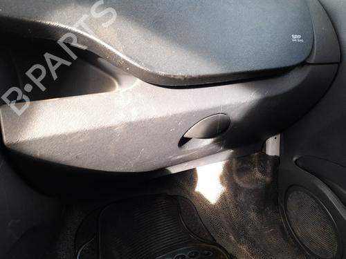 Used Glove box RENAULT KANGOO / GRAND KANGOO II (KW0/1_) 1.5 dCi 90 (KW05, KW08, KW0G, KW11) (90 hp) 29889628