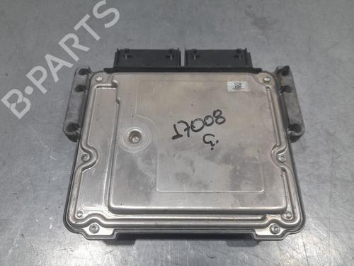 Used Engine control unit (ECU) FORD FOCUS III Turnier 1.5 TDCi (120 hp) 30911692