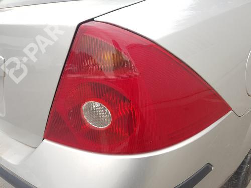 Used Right taillight FORD MONDEO III (B5Y) [2000-2007]  10757007