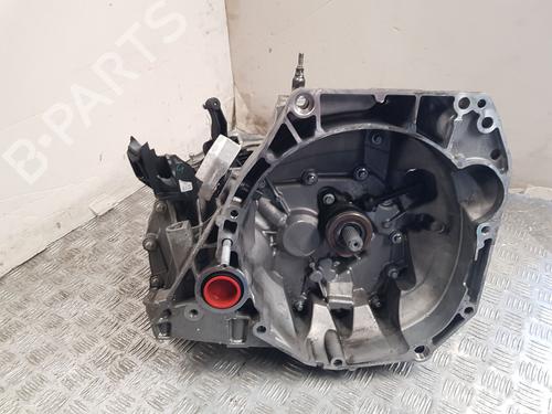 gearbox-nissan-micra-v-k14-2016-33176021 main image