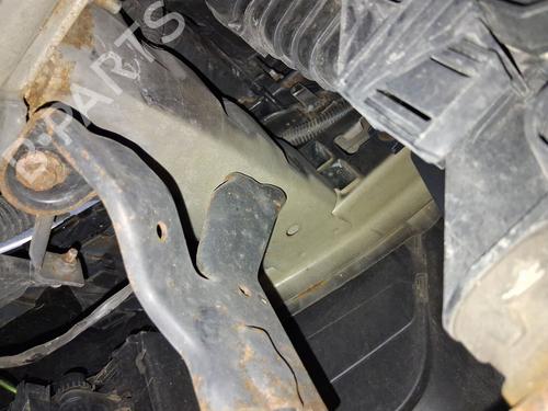 Used Front bumper reinforcement Front bumper reinforcement 38439786 38439786