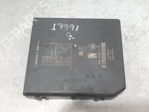 Fuse box RENAULT MEGANE IV Hatchback (B9A/M/N_) 1.2 TCe 130 (B9MR) | BP38614644E1 - Image 2
