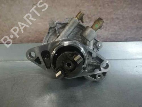 Used Vacuum pump FIAT GRANDE PUNTO (199_) 1.3 D Multijet (199.AXD11, 199.AXD1A, 199.AXD1B,... (90 hp) 2589026