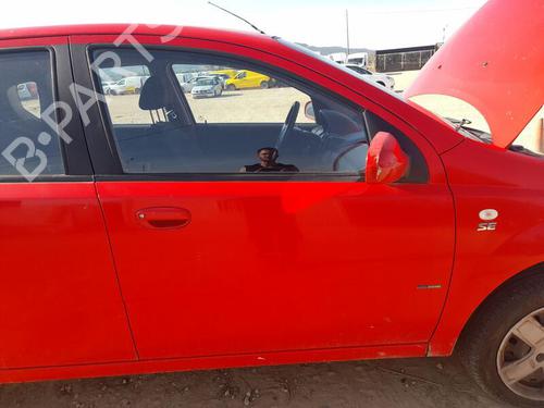 Used Right front door CHEVROLET AVEO / KALOS Hatchback (T200) 1.4 16V (94 hp) 26454857