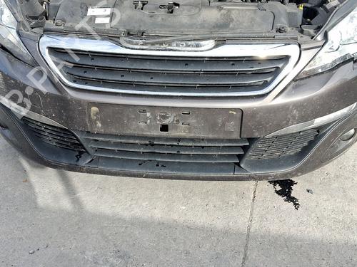 Used Grille Grille PEUGEOT 308 II (LB_, LP_, LW_, LH_, L3_) 1.6 HDi (92 hp) 40041088 40041088