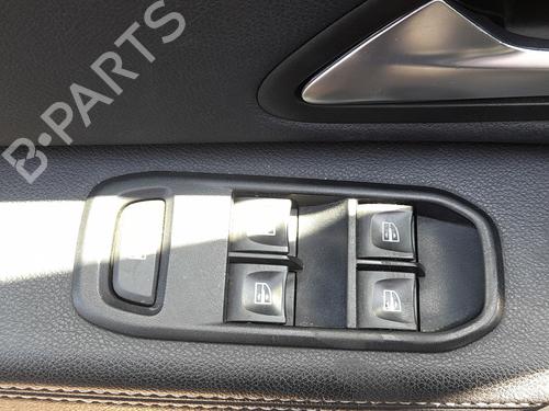 Used Left front window switch Left front window switch DACIA DUSTER (HM_) 1.6 SCe 115 (HMM1) (115 hp) 34629598 34629598