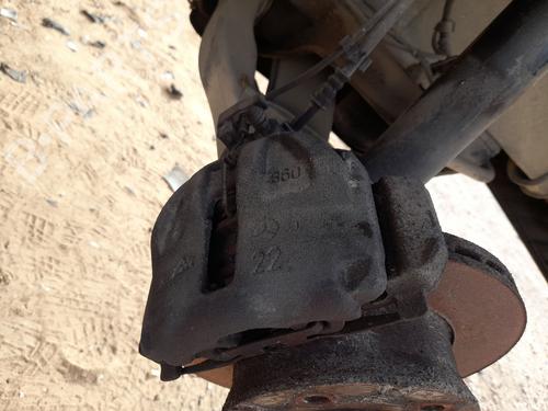 Højre bremsekaliber foran MERCEDES-BENZ SPRINTER 3-t Van (B903) 308 D 2.3 (903.361, 903.362, 903.363) (79 hp) 30514845