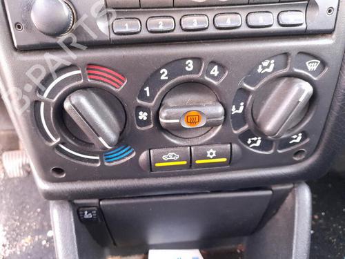 Used Climate control OPEL ASTRA F Hatchback (T92) 1.6 i (F08, M08, F68, M68) (75 hp) 27692450