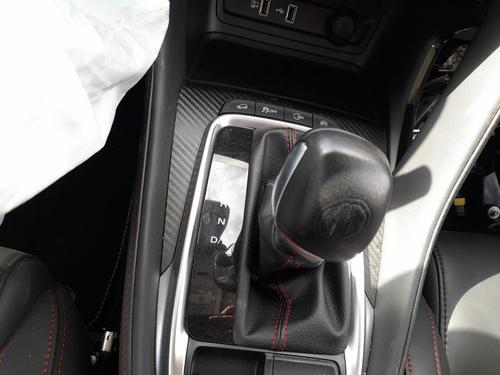 Used Gear lever MG MG ZS SUV (AZS1) 1.0 T-GDi (111 hp) 29891169