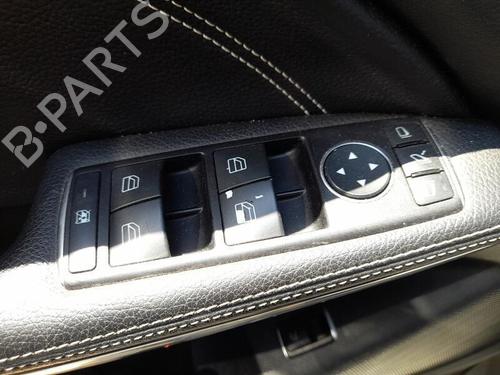 Used Left front window switch MERCEDES-BENZ CLA Coupe (C117) CLA 200 (117.343) (156 hp) 26396048