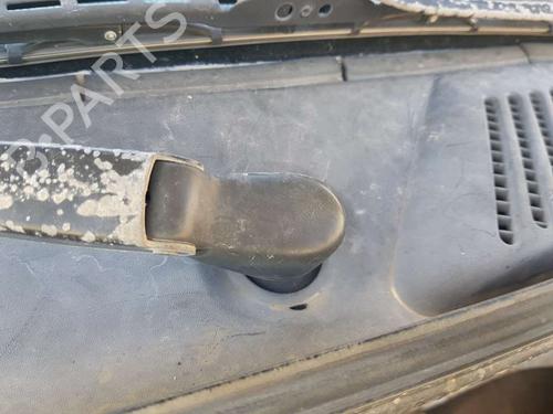 Used Front wiper motor RENAULT CLIO II (BB_, CB_) [1998-2016]  22971152