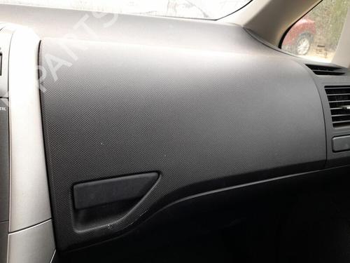 Handskerum TOYOTA AURIS (_E15_) 1.4 D-4D (NDE150_, NDE150R) (90 hp) 29527859