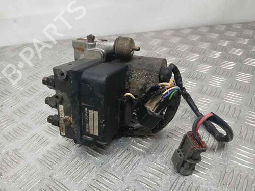 Used ABS pump MITSUBISHI L200 (K7_T, K6_T, K5_T) 2.5 TD 4WD (87 hp) 22644773