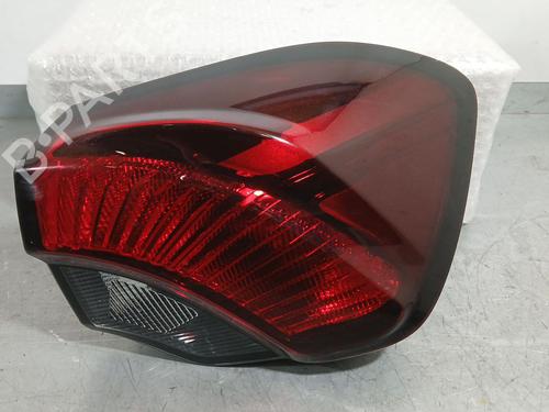right-taillight-fiat-tipo-hatchback-356_-357_-2016-33854224 main image