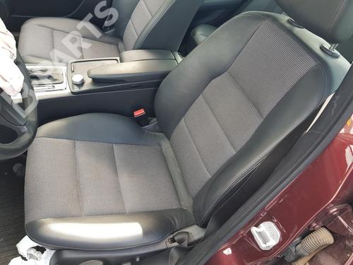 Used Left front seat Left front seat MERCEDES-BENZ C-CLASS (W204) C 220 CDI (204.008) (170 hp) 11136989 11136989