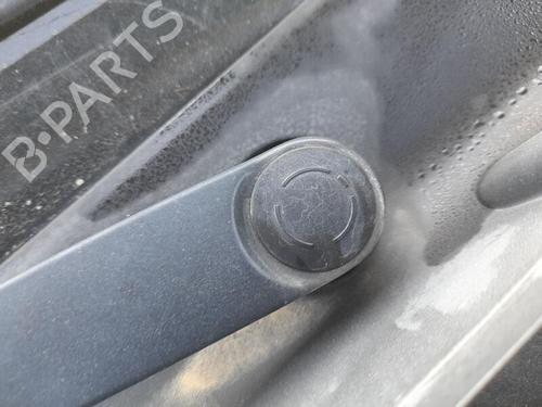 Used Front wiper motor KIA STONIC (YB) 1.0 T-GDi (120 hp) 29919505