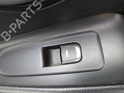 Used Right rear window switch KIA CARENS IV 1.7 CRDi (116 hp) 29633900