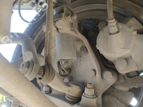 Used Right front steering knuckle BMW 3 (E90) 320 d (163 hp) 24662796