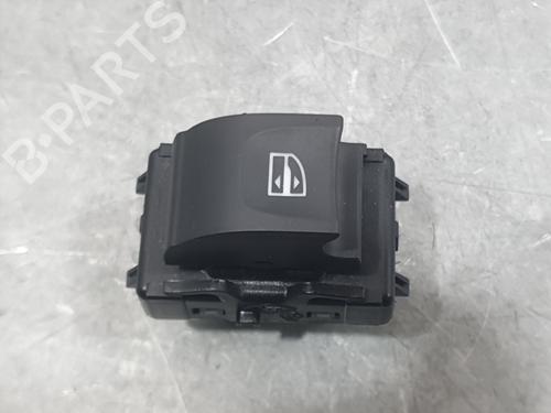 Used Right front window switch Right front window switch DACIA SANDERO III 1.0 TCe 90 (91 hp) 33321479 33321479