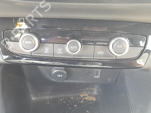 climate-control-opel-corsa-f-p2jo-2019-34633148 main image