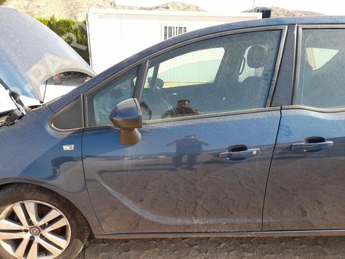 Used Left front door OPEL MERIVA B MPV (S10) 1.4 (75) (100 hp) 27278233