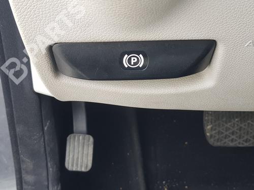 hand-brake-mercedes-benz-c-class-w204-c-220-cdi-204002-2007-2008-2009-2010-2011-2012-2013-2014-2015-10659880 main image