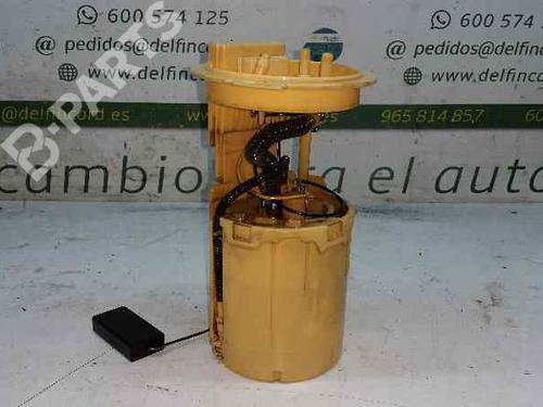 Used Fuel pump VW GOLF V (1K1) [2003-2010]  1589564