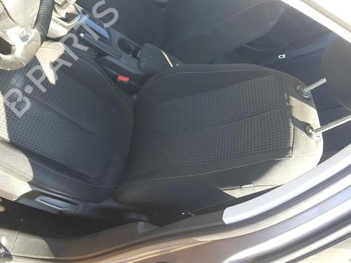 Stol venstre foran PEUGEOT 308 II (LB_, LP_, LW_, LH_, L3_) 1.5 BlueHDI 100 (102 hp) 25132593