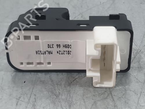 Left rear window switch MAZDA 2 Hatchback (DL, DJ) 1.5 SKYACTIV-G | BP36319774I29 - Image 3