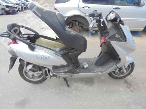 Left front indicator KYMCO MOTORCYCLES GRAND DINK Grand Dink 125 (S4) | BP24671912C32 