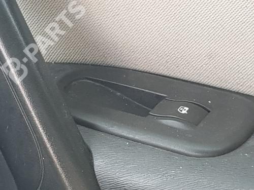 Used Right front window switch Right front window switch RENAULT KANGOO Express (FW0/1_) 1.5 dCi 110 (FW0C, FW0H) (109 hp) 10745777 10745777