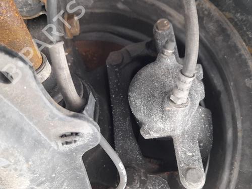 Used Left front brake caliper Left front brake caliper MERCEDES-BENZ CITAN Box Body/MPV (W415) 111 CDI (415.603, 415.605) (110 hp) 33695032 33695032
