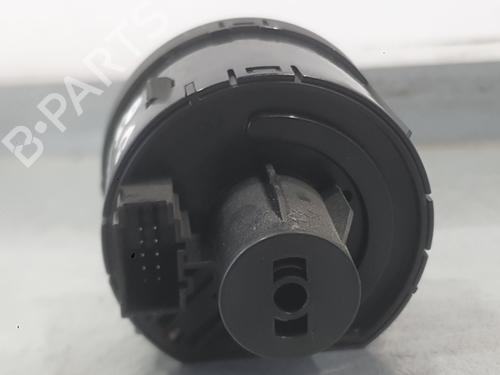 Headlight switch VW POLO VI (AW1, BZ1, AE1) 1.0 TSI | BP33674697I24 - Image 3